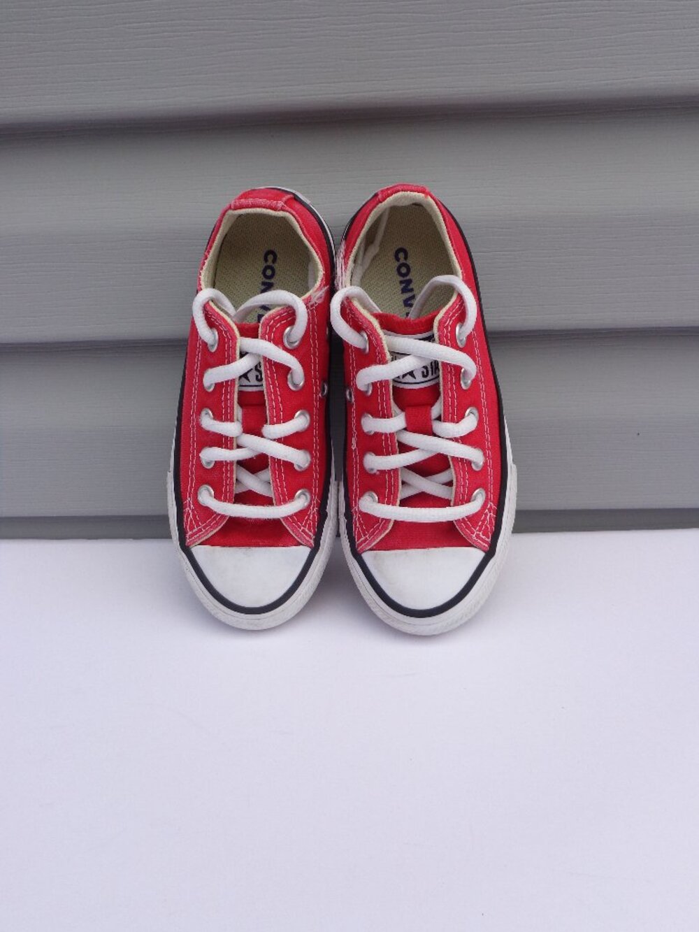 Converse Chuck Taylor All Star Youth Red 3J236 Sneakers Size 11
